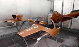 Carrosserieteile eines Oldtimers