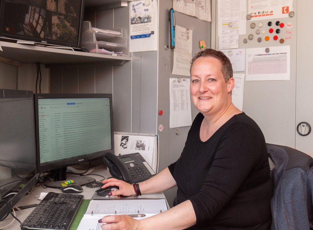 Sekretärin im Büro