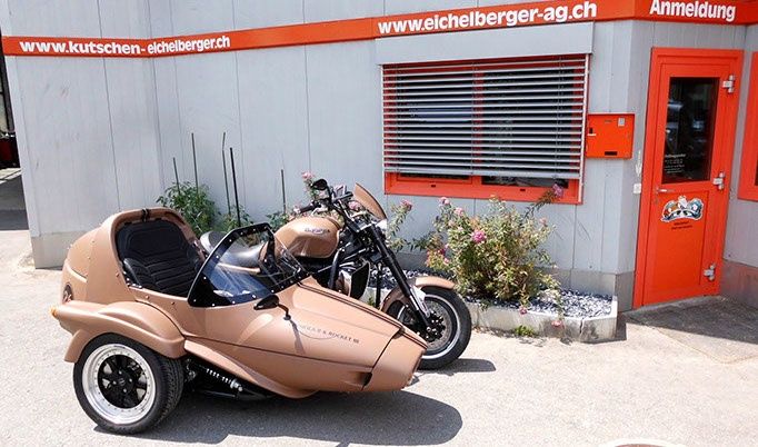 Motorrad mit Beiwagen